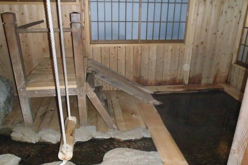 Shinhotaka Onsen Yarimikan