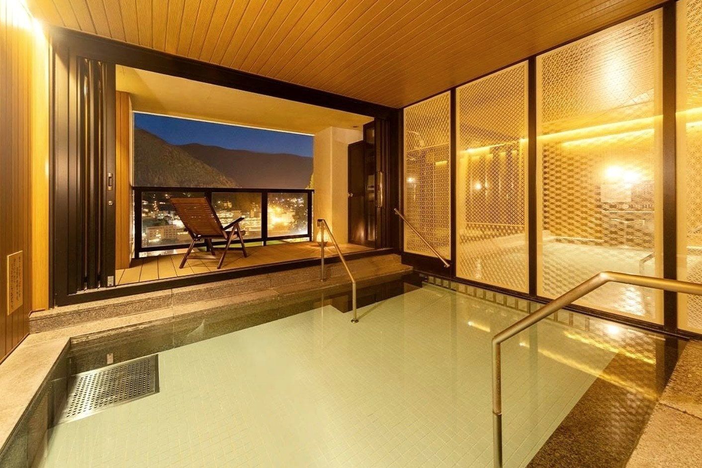 Ooedo Onsen Monogatari Premium Gero Honkan