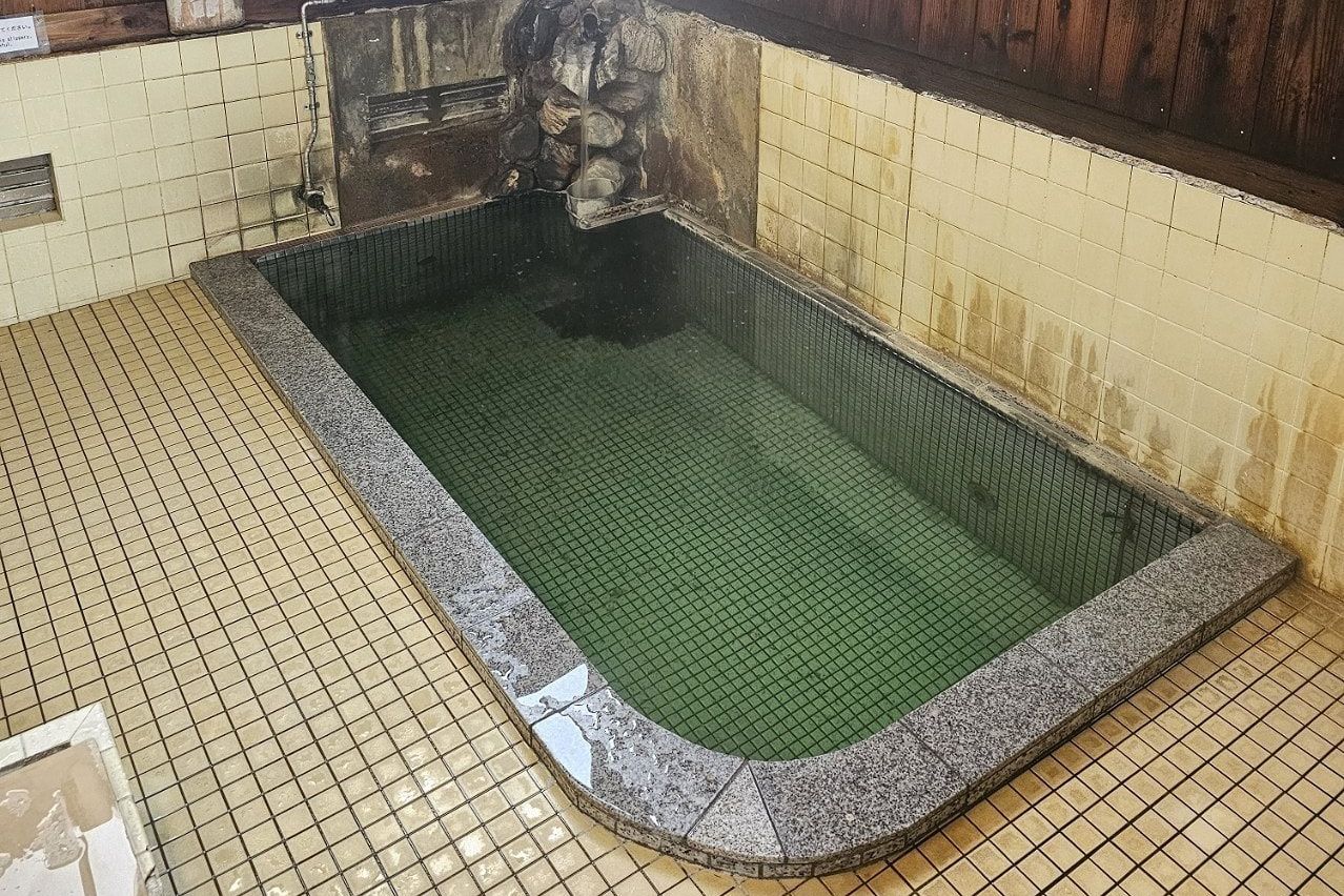 Takinoyu Hot Spring