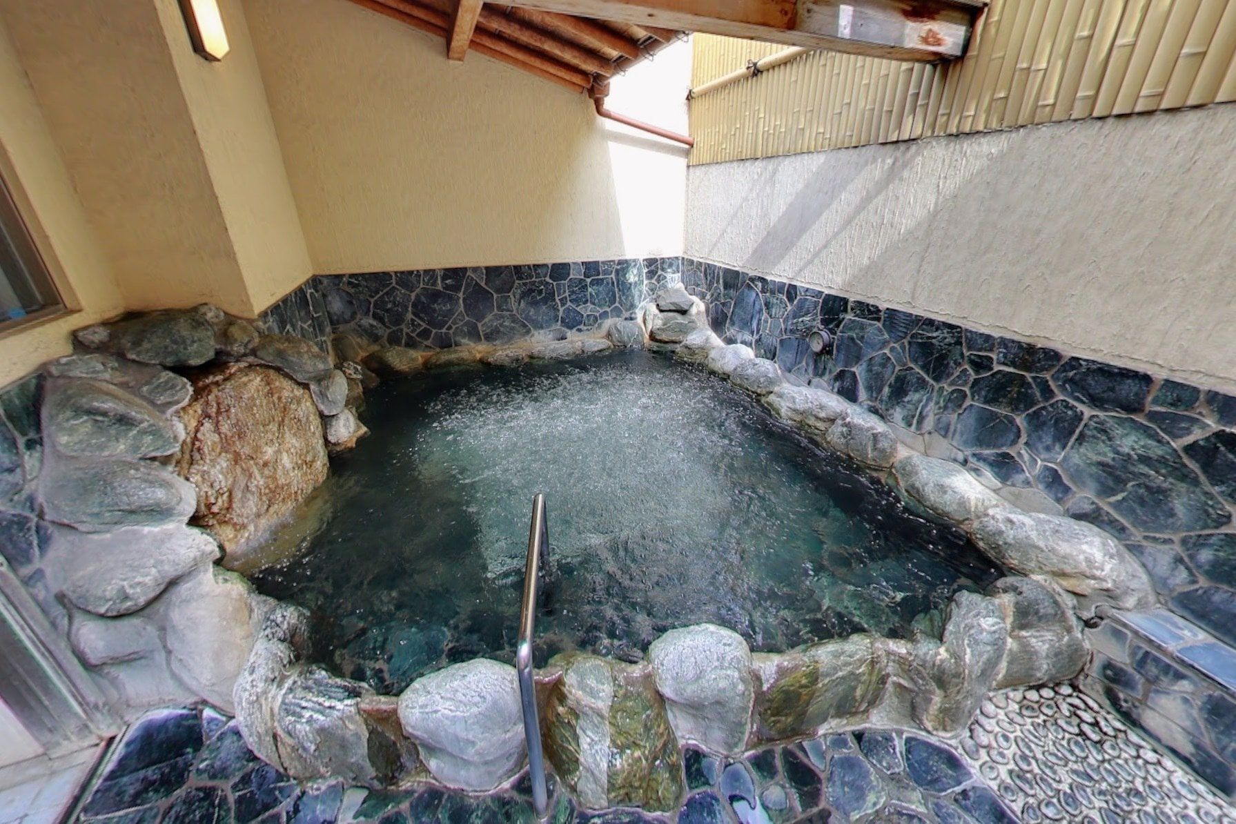 Nakanobu Onsen Matsu no Yu