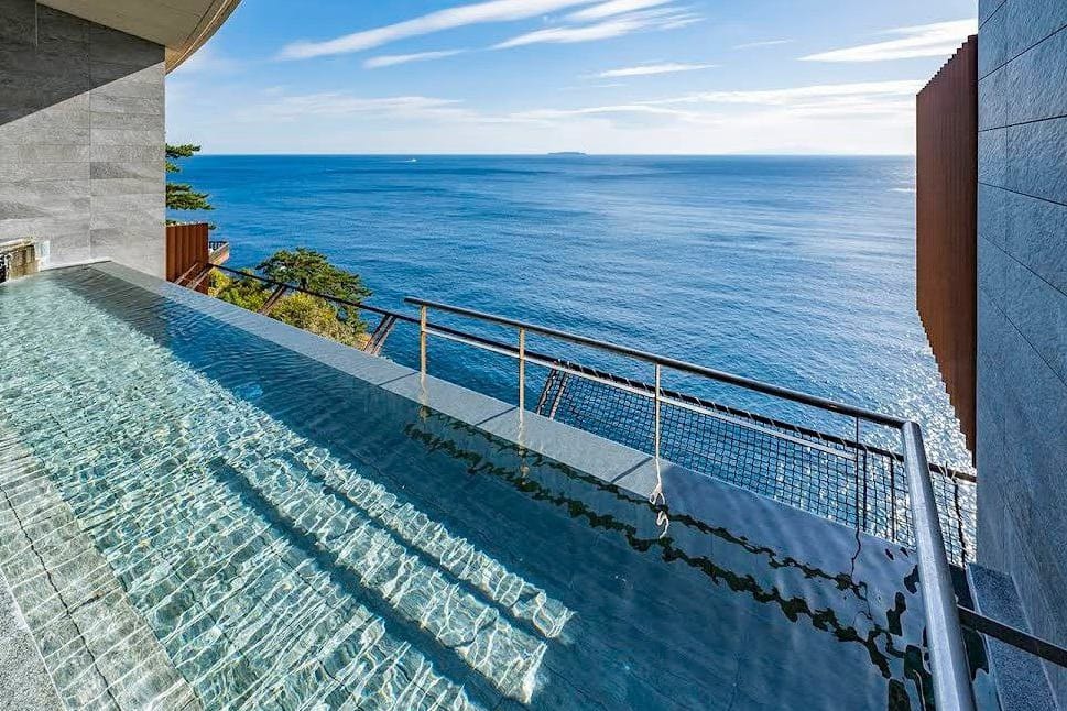 Hotel New Akao OCEAN WING