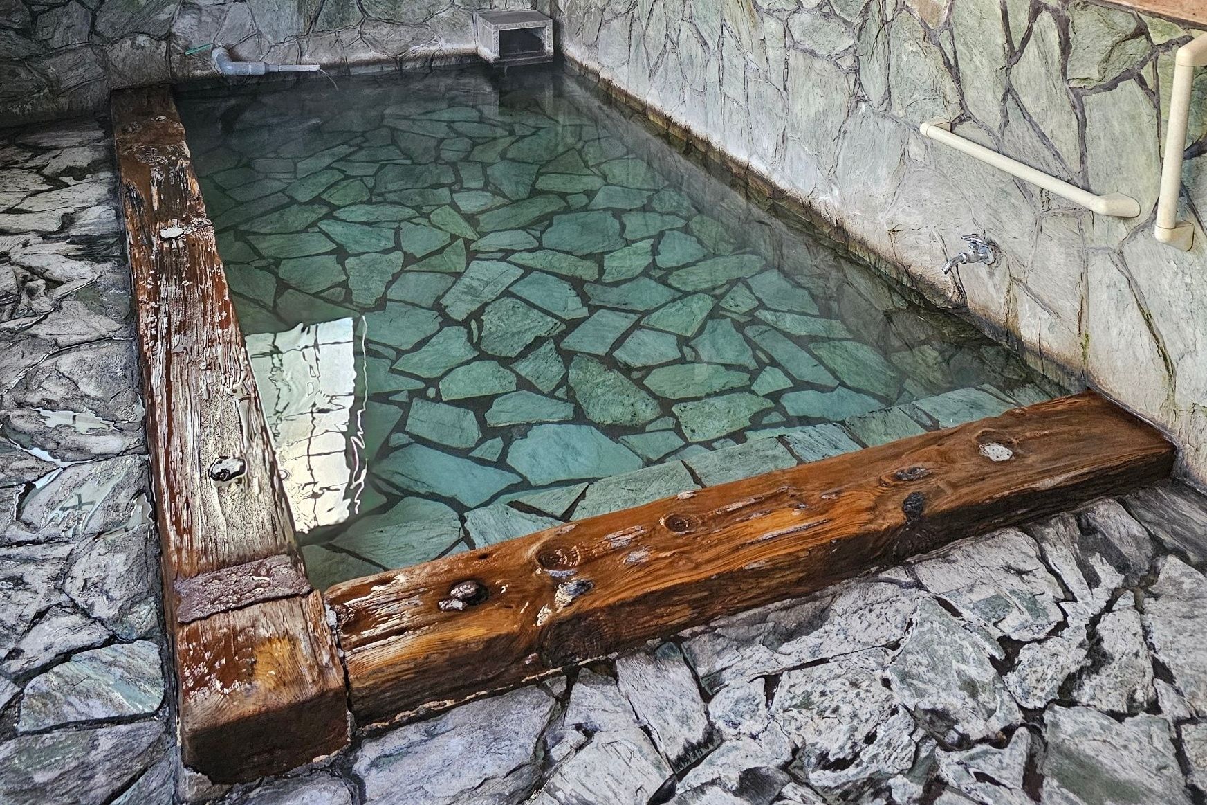 Yunotsubo Onsen