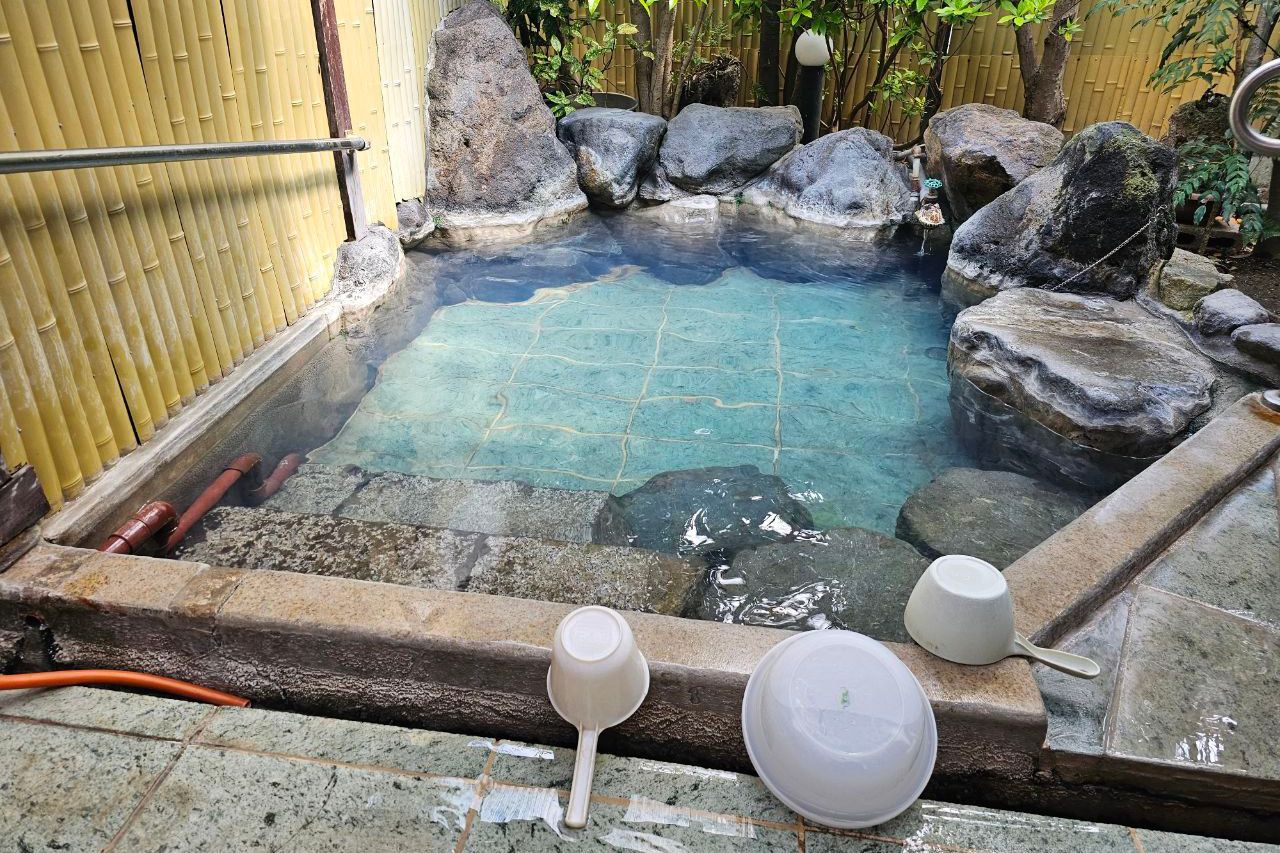 Onsenkaku