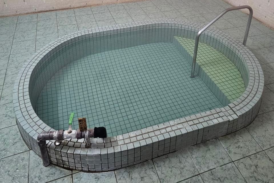 Nanatsuishi Onsen