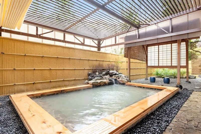 Re Cove Hakone