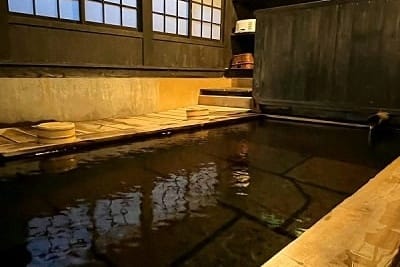 Sujiyu Onsen Kusuriyu