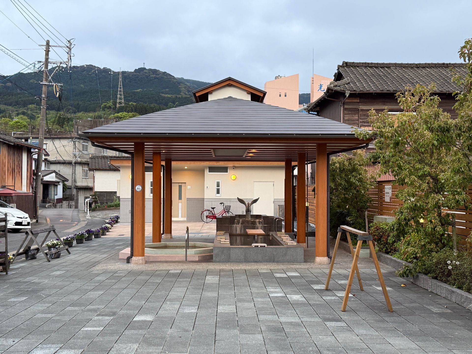 湯っつら広場, photo 1
