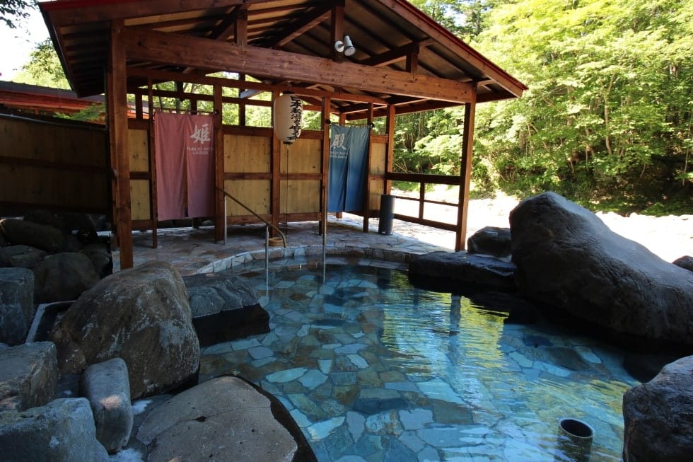 Meto Onsen Hotel