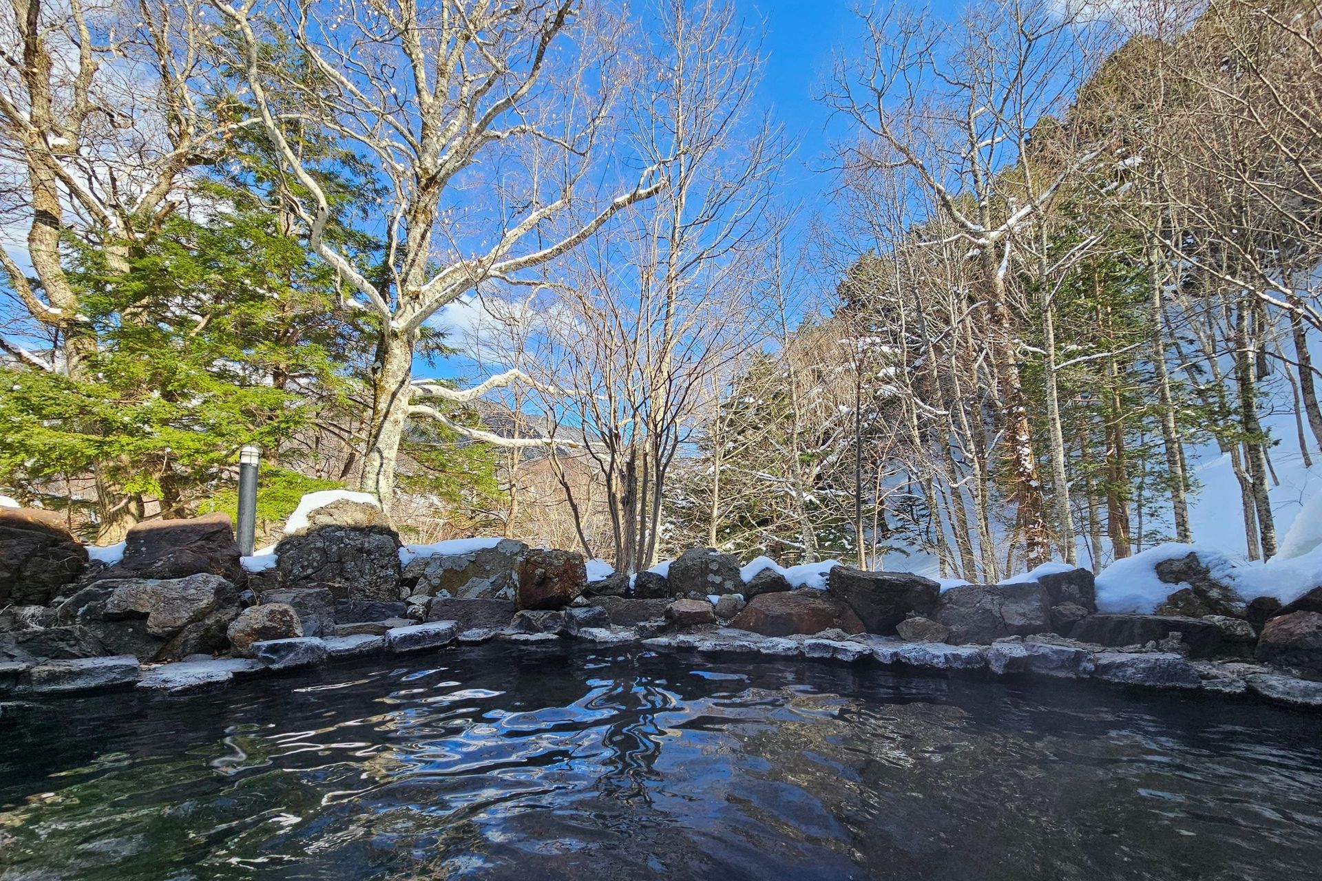 Nakanoyu Onsen Ryokan