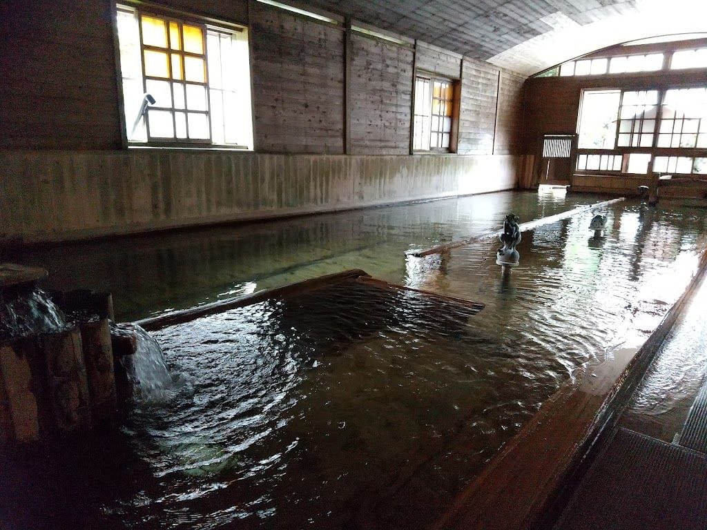 Thounsand-person bath Kanaya Ryokan — photo 4