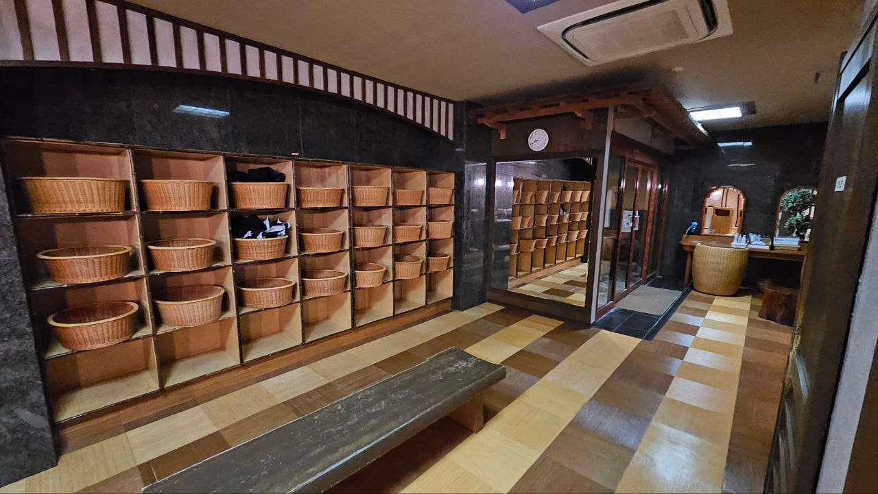 Yuraku — photo 2
