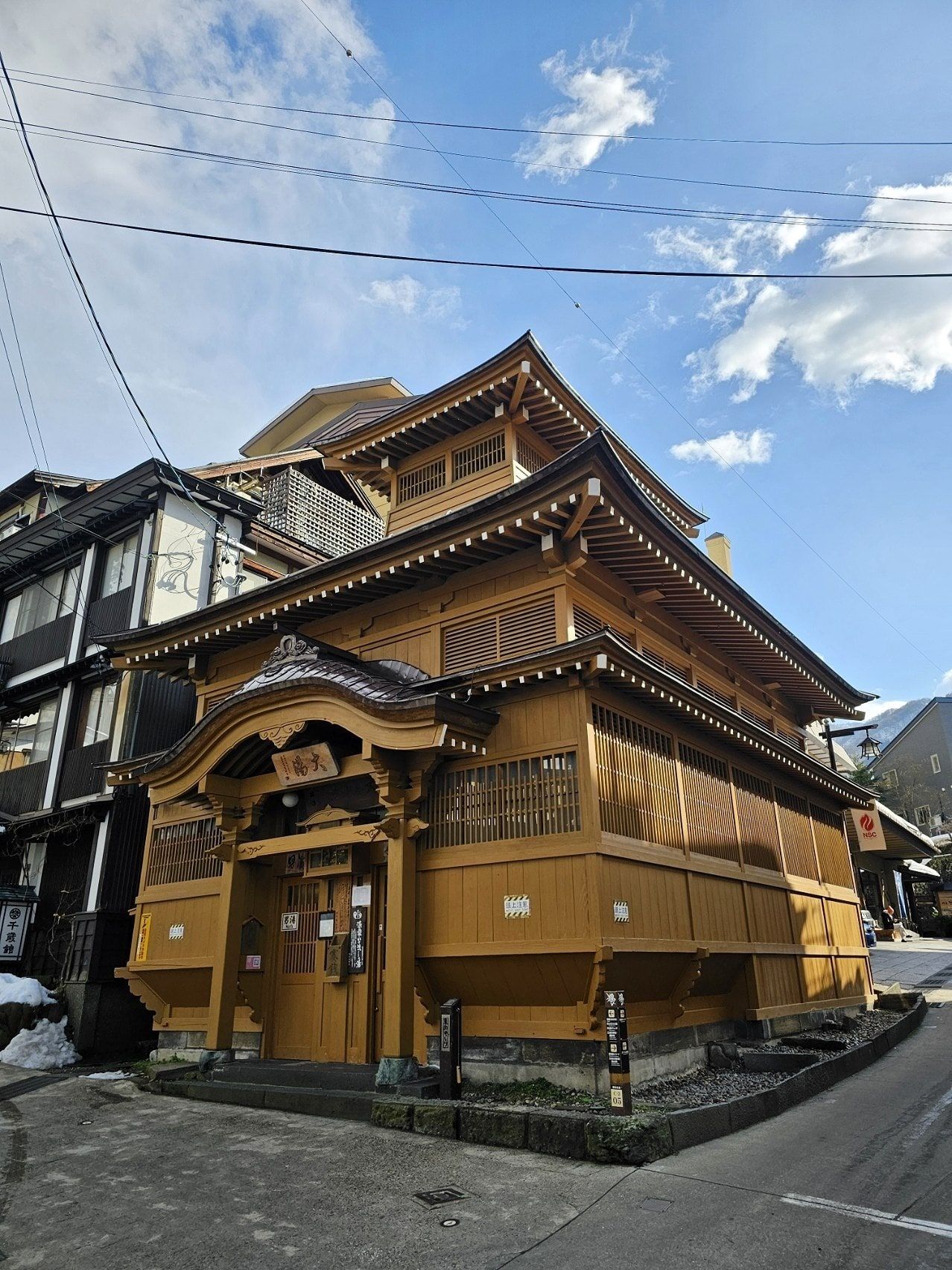 Oyu Hot Spring, photo 1