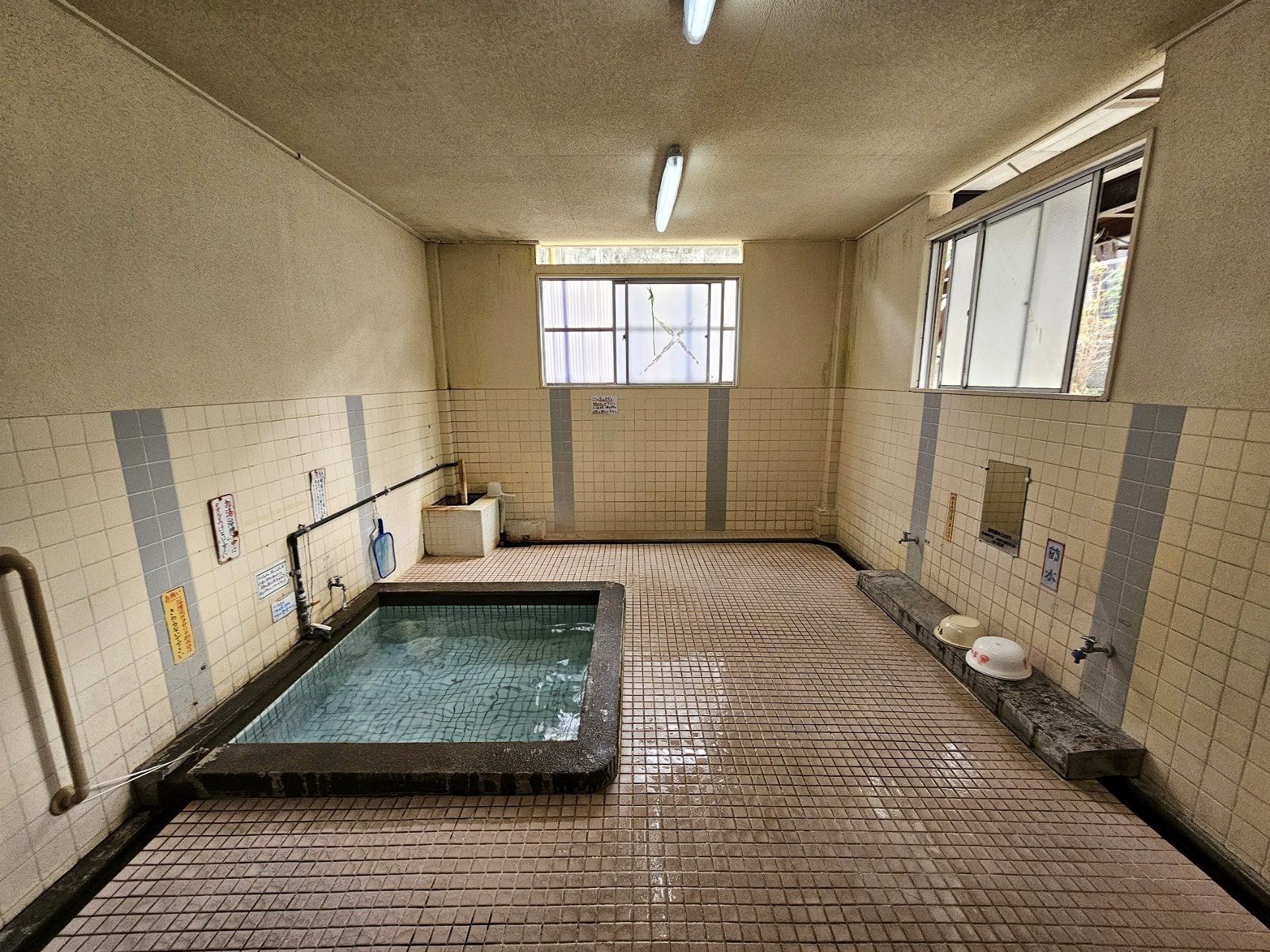 Kaminoguchi Onsen, photo 3