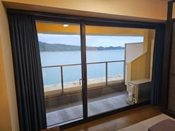 Review photo 4