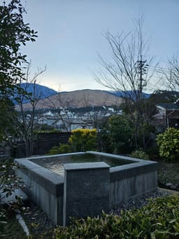Review photo 4