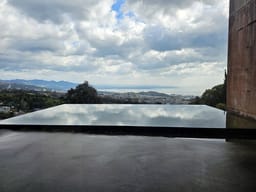 Review photo 4